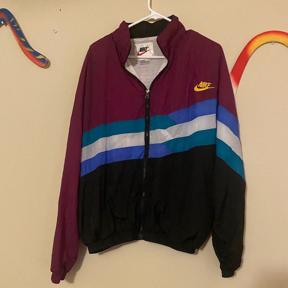 Vintage Nike jacket throwback style